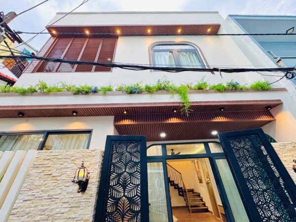 Nhà 2 tầng 2 mặt kiệt ô tô Tôn Đức Thắng 65mv, 5290