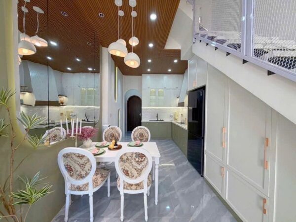 Nhà 3 tầng kiệt ô tô Huỳnh Ngọc Huệ 61mv, 6500