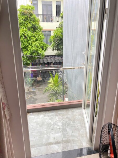 Nhà 3 tầng mặt tiền Hoà Minh 74mv, 6800