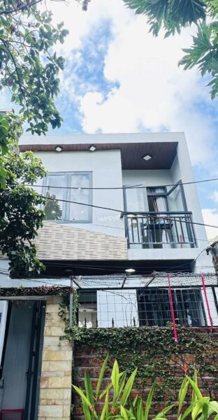Nhà 2 tầng 2 mặt kiệt Hoàng Diệu 45mv, 3850