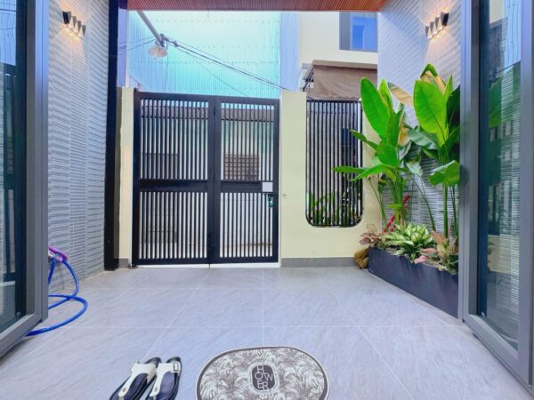 Nhà 2 tầng kiệt Trần cao Vân 47mv, 3900
