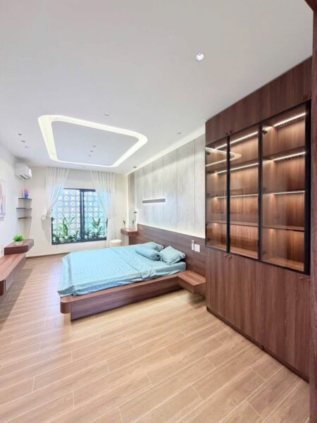 Nhà 3 tầng mặt tiền Tế Hanh 115mv, 8500