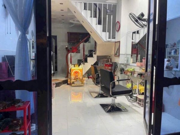 Nhà 2 tầng mặt tiền Phạm Ngũ Lão 30mv, 3350