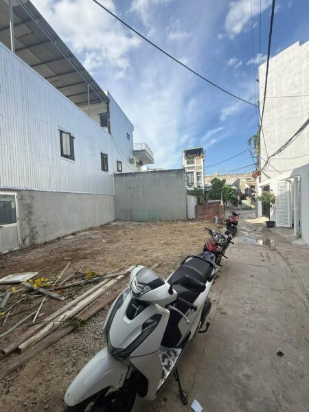 Đất kiệt Tô Hiệu 80mv, 2ty990