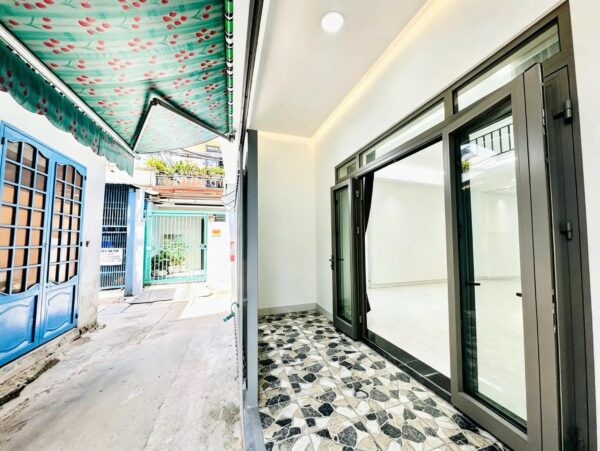Nhà mê lửng kiệt Tôn Đức Thắng 63mv, 3300