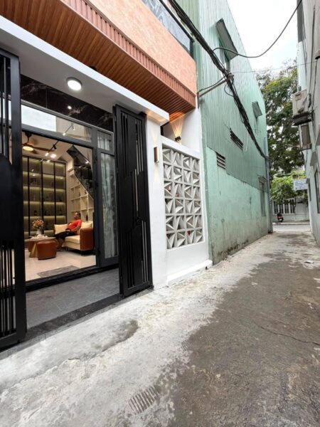 Nhà 3 tầng kiệt Nguyễn Phước Nguyên, 60mv, 5390
