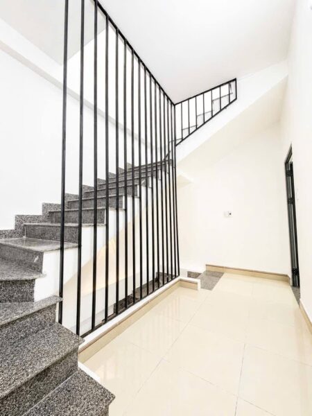 Nhà 3 tầng rưỡi kiệt Trần Xuân Lê 37mv, 3680