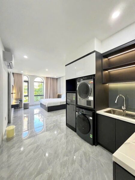Tòa căn hộ 8 tầng mặt tiền Chính Hữu 88mv, 36ty