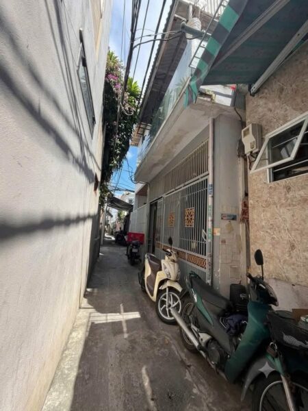Nhà 2 tầng kiệt Trần cao Vân 40mv, 2550