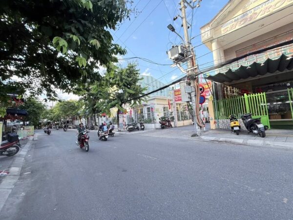 Đất kiệt ô tô Nguyễn phước nguyên 76mv, 3400