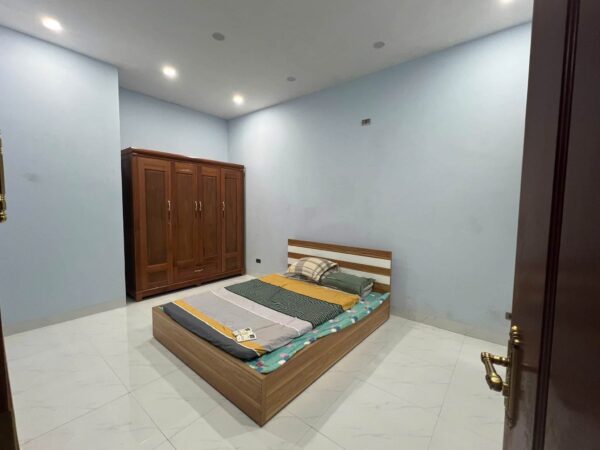Cho thuê nhà mặt tiền Quách Thị Trang 100mv, 25tr