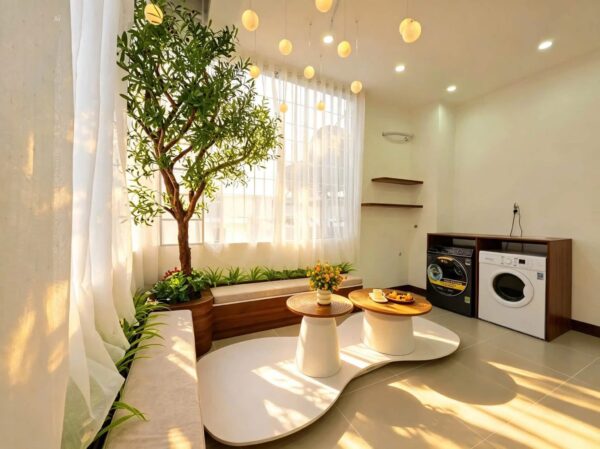 Nhà 4 tầng mặt tiền trưng nữ vương 50mv, 9590