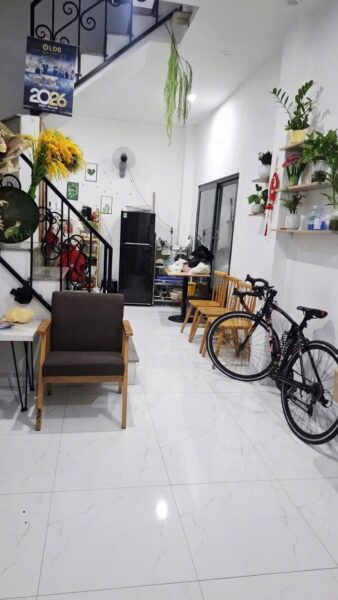 Nhà 3 tầng kiệt nguyễn văn linh 26mv, 3250