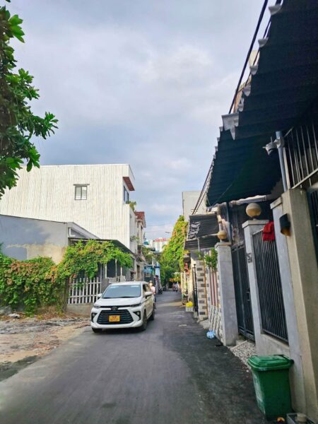 Nhà 2 tầng kiệt ô tô Tôn Đản 86mv, 3350