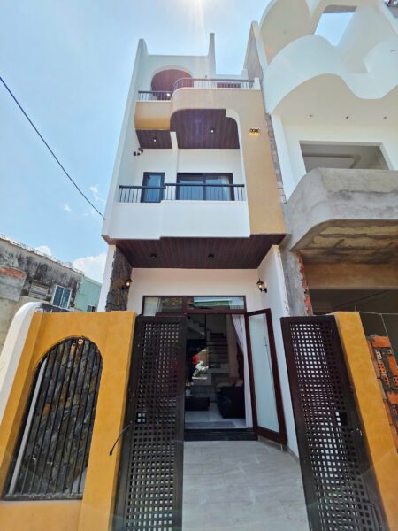 Nhà 3 tầng kiệt ô tô Cù Chính Lan 57mv, 5250