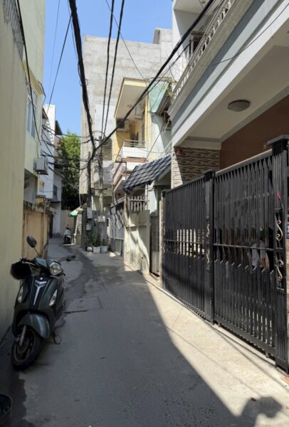 Nhà 2 tầng kiệt Núi Thành 73mv, 5500