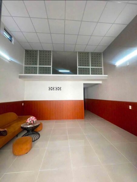 Cho thuê nhà kiệt Nguyễn Công Hoan 100mv, 7tr