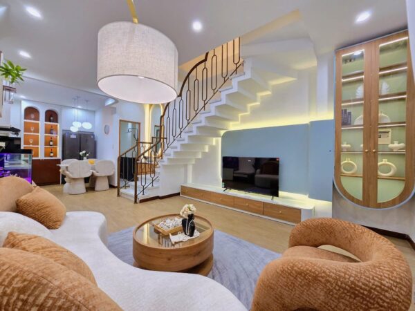 Nhà 3 tầng kiệt Ông Ích Khiêm 50mv, 5500