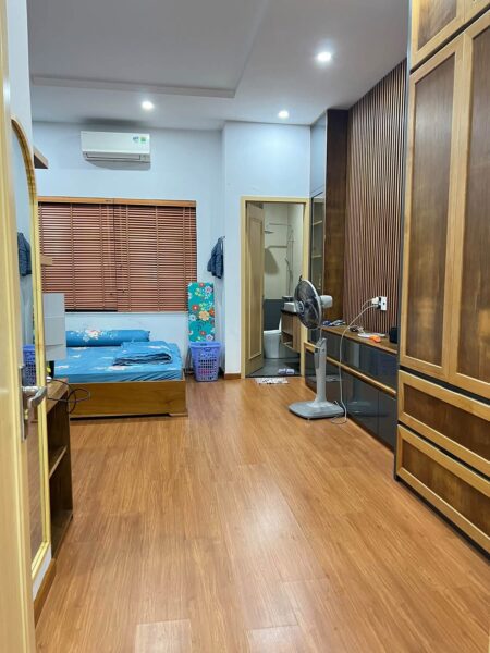 Nhà 3 tầng kiệt ô tô CMT8 113mv, 16tr5