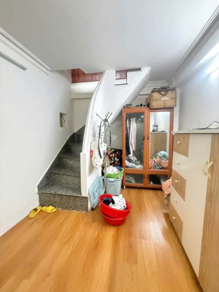 Nhà 3 tầng kiệt Đàm Văn Lễ 35mv, 1ty390