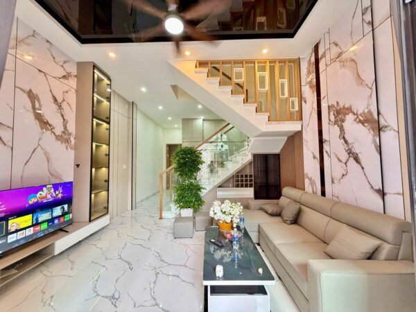 Nhà 3 tầng kiệt ô tô Trường Chinh 62mv, 5450