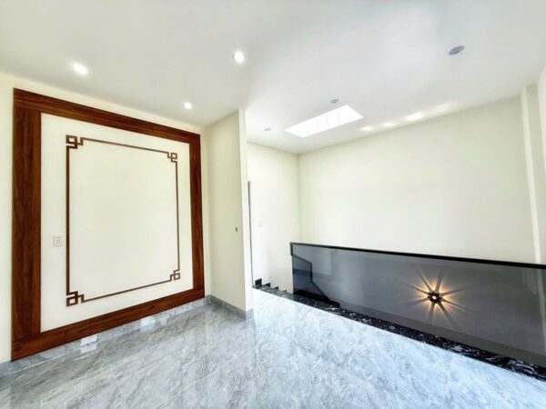 Nhà 3 tầng kiệt ô tô Phan Khoang 70mv, 5350