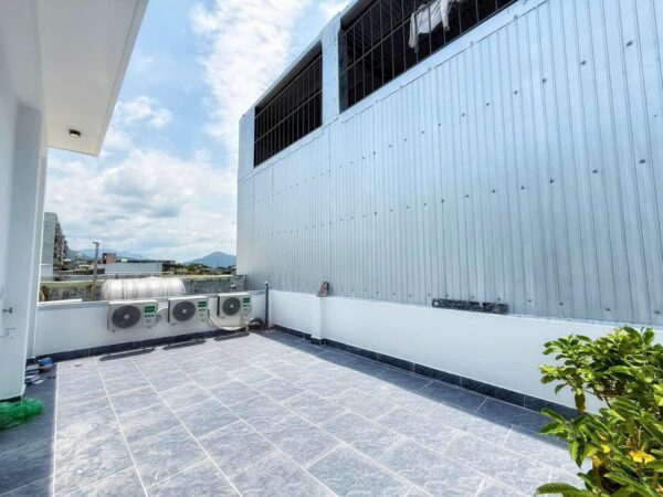 Nhà 3 tầng kiệt ô tô Phan Khoang 70mv, 5350