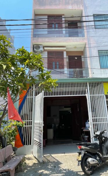 Cho thuê nhà 3 tầng mặt tiền Sơn Thủy Đông 30tr