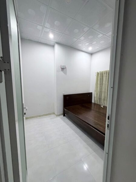 Nhà 2 tầng 2 mặt kiệt Lê Duẩn, 50mv, 4ty6