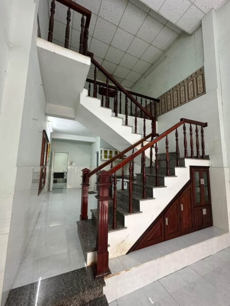 Nhà mê lửng kiệt Tôn Đản 66mv, 3390