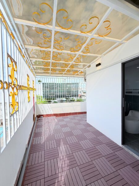 Nhà 3 tầng mặt tiền Hoàng Diệu 76mv, 11ty8