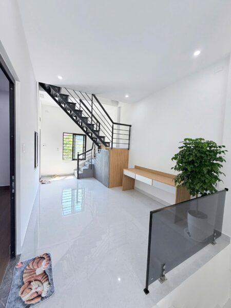 Nhà 3 tầng kiệt ô tô Tô Hiệu 80mv, 5350
