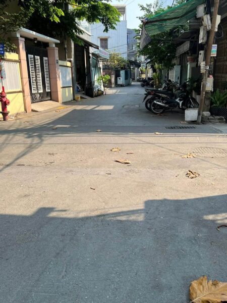 Đất 3 mặt kiệt ô tô Lê Duẩn 60mv, 3950