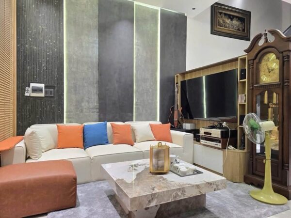 Nhà 4 tầng 2 mặt kiệt Núi Thành 50mv, 5900