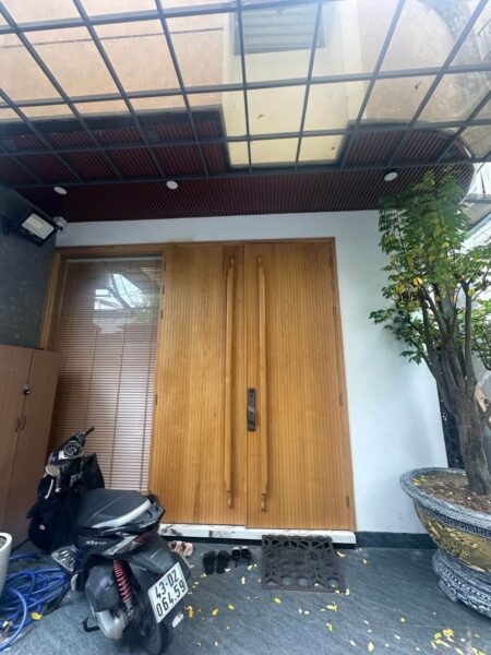 Nhà 4 tầng 2 mặt kiệt Núi Thành 50mv, 5900