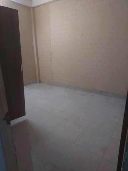 Cho thuê nhà 2 tầng mặt tiền Yên Thế 140mv, 15tr