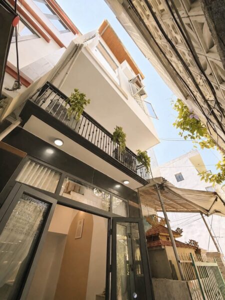 Cho thuê nhà 4 tầng kiệt Phạm Nhữ Tăng 15tr