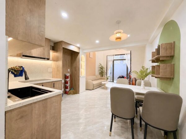 Cho thuê nhà 4 tầng kiệt Phạm Nhữ Tăng 15tr