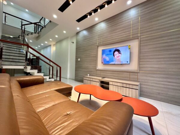 Cho thuê nhà 3 tầng kiệt ô tô Nguyễn Văn Thoại 45tr