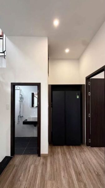Cho thuê nhà 3 tầng mặt tiền Điện Biên Phủ 26tr
