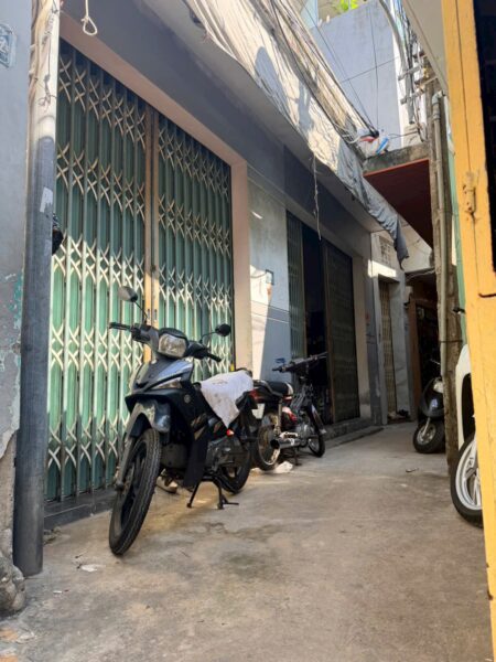 Nhà gác lửng kiệt paster 30mv, 2050