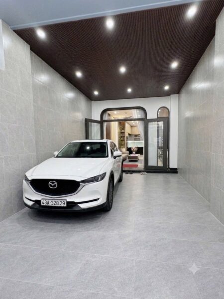 Cho thuê nhà 3 tầng mặt tiền Nguyễn Phước Nguyên 26tr