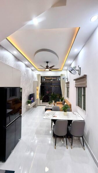 Nhà 3 tầng 2 mặt kiệt Hoàng Diệu, 55mv, 4850